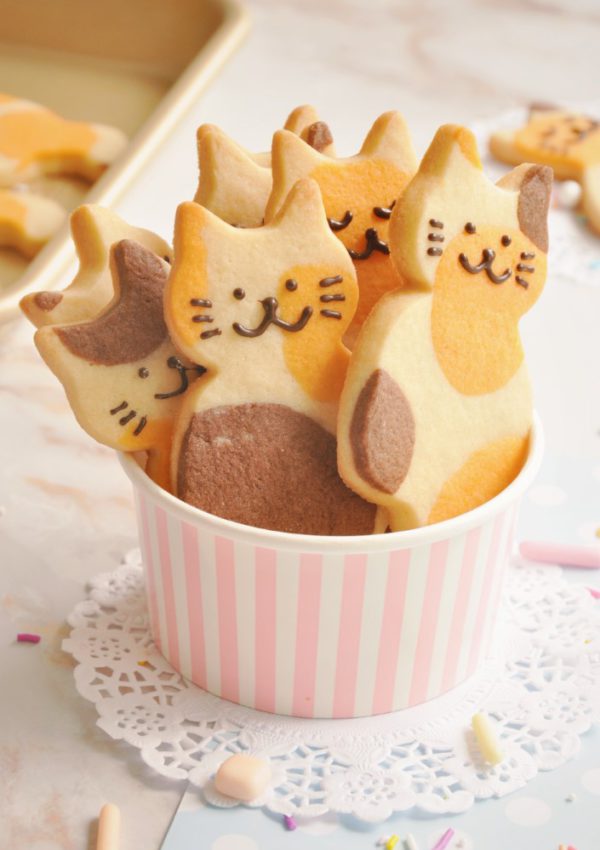 Super Cute Decorated Kitten Cookies
