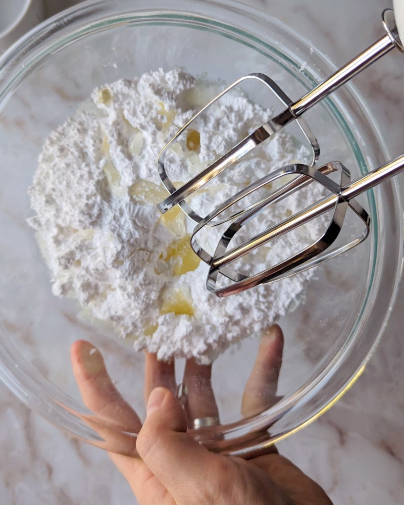 Lemon Shortbread Cookies with Christmas Decorations | Lucia Paula